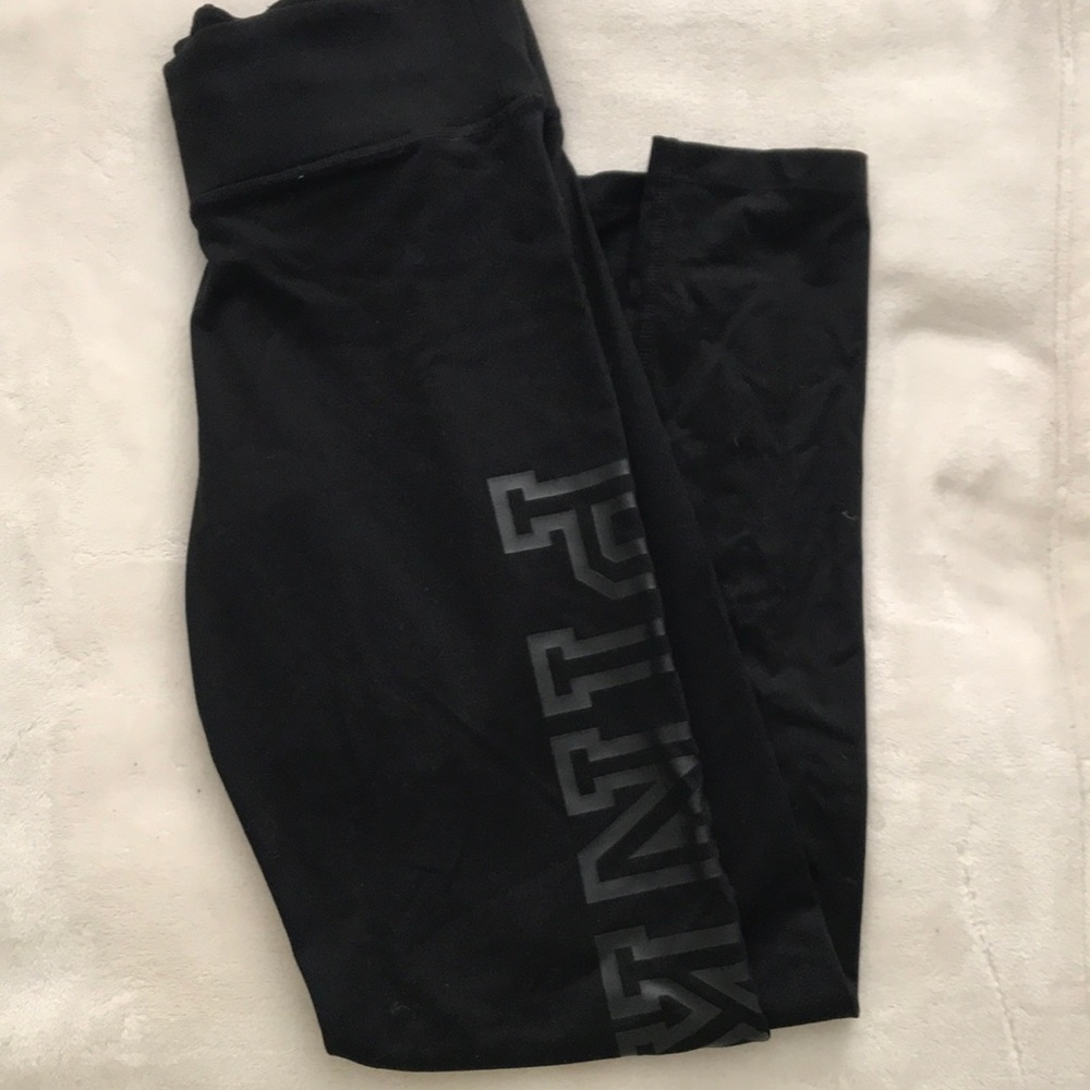 Black leggings